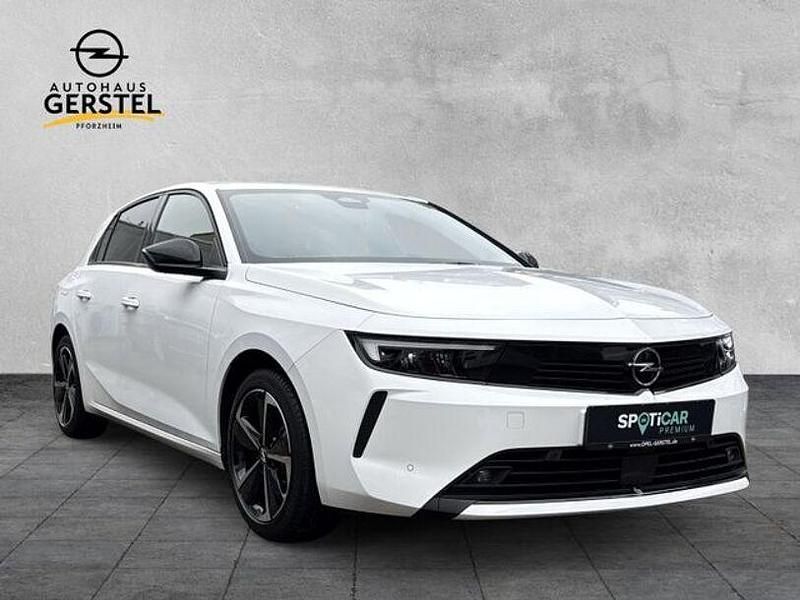 Gebraucht Opel Astra Elegance 131 PS (96 kW) 2024 Arktis weiss Limousine