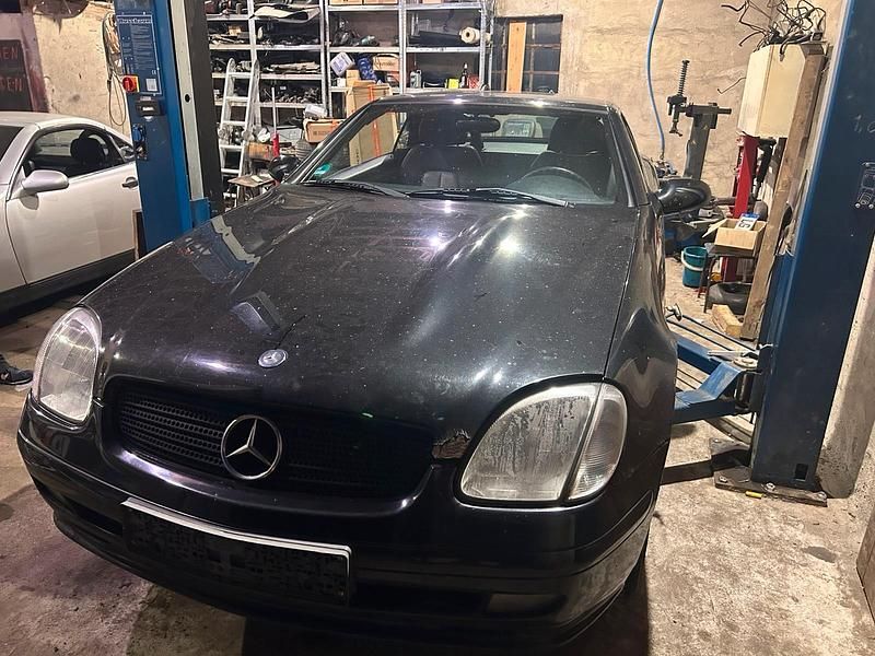 Gebraucht 2000 Mercedes 230 Cabrio | 600 € - Bild 1/4