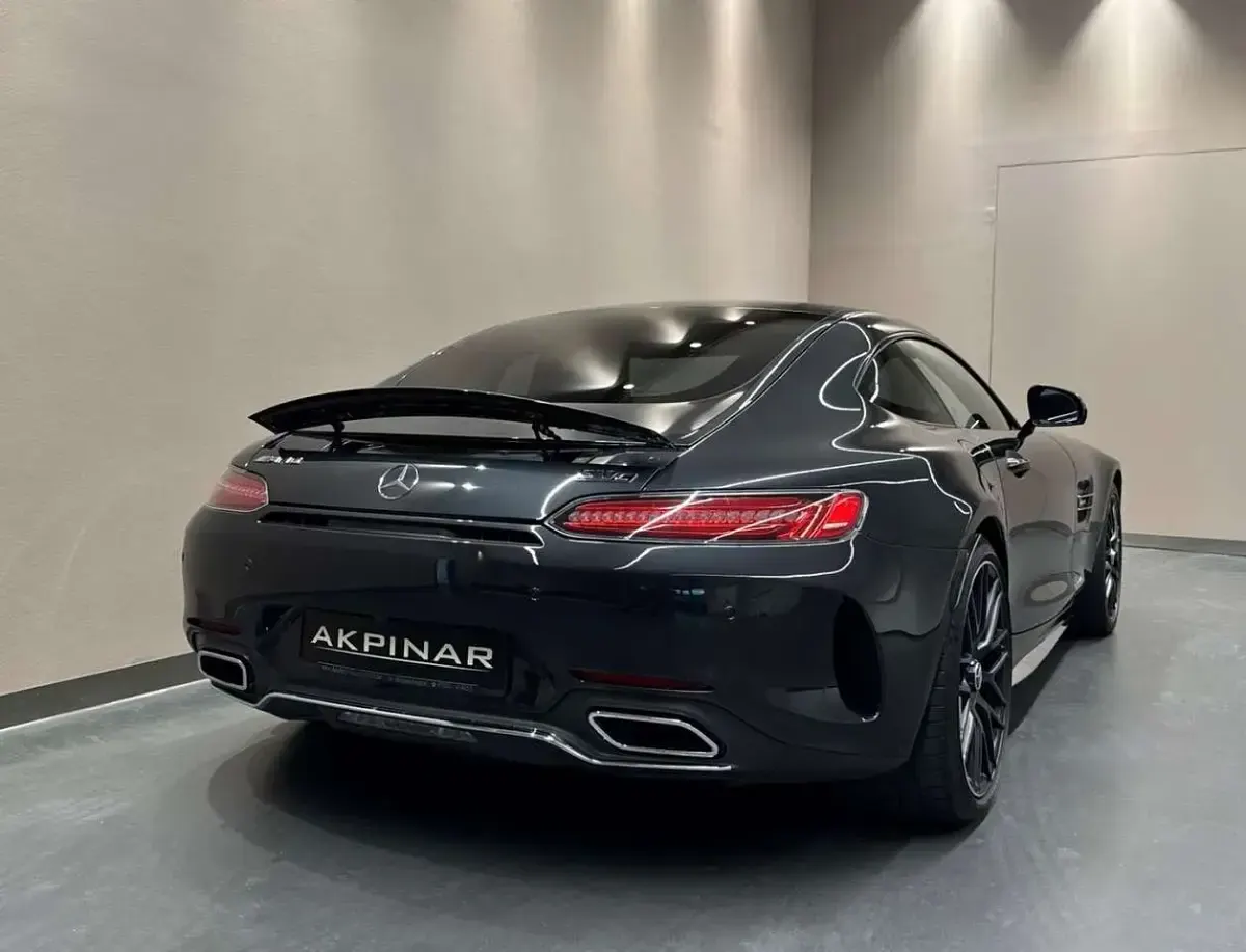 Gebraucht Mercedes AMG GT C AMG 557 PS (409 kW) 2018 Magnetitschwarz Coupé