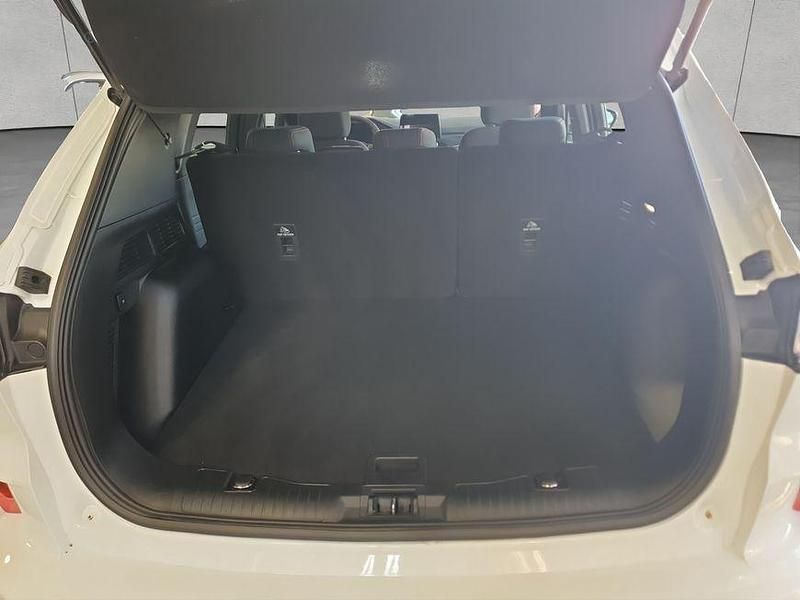 Gebraucht Ford Kuga ST-Line 152 PS (111 kW) 2022 Frozen white SUV