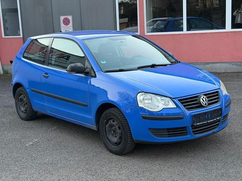 Gebraucht VW Polo Trendline 75 PS (55 kW) 2005 Blau Kleinwagen