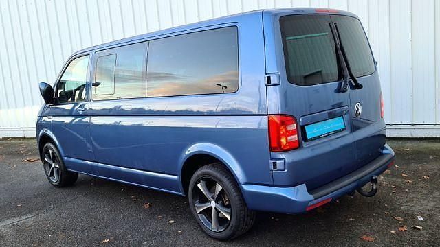 Second-hand VW Caravelle 204 CP (150 kW) 2017 Albastru Van