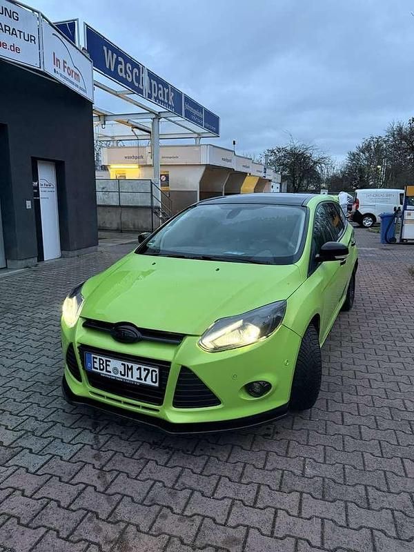 Gebraucht Ford Focus Trend 116 PS (85 kW) 2011 Kombi