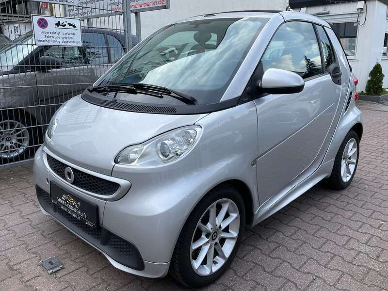 Silber Gebraucht 2014 Smart ForTwo Cabrio Passion Cabrio | 6.490 € (Fairer Preis) - Bild 1/4