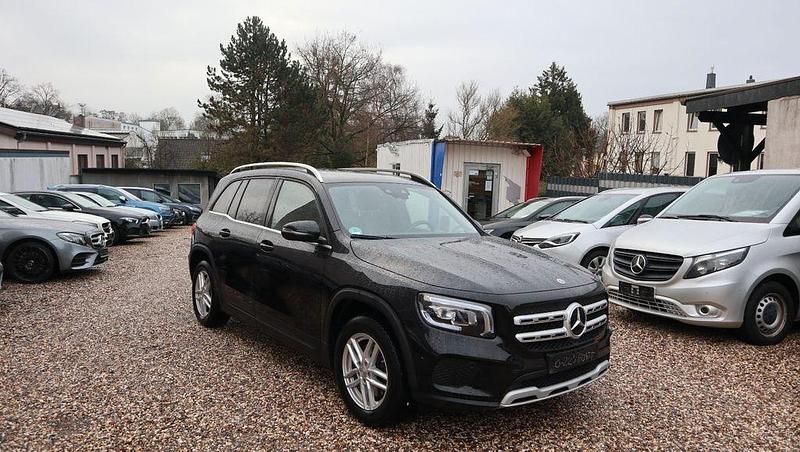 Gebraucht Mercedes GLB200 150 PS (110 kW) 2023 Nachtschwarz  unilack (metallic) SUV