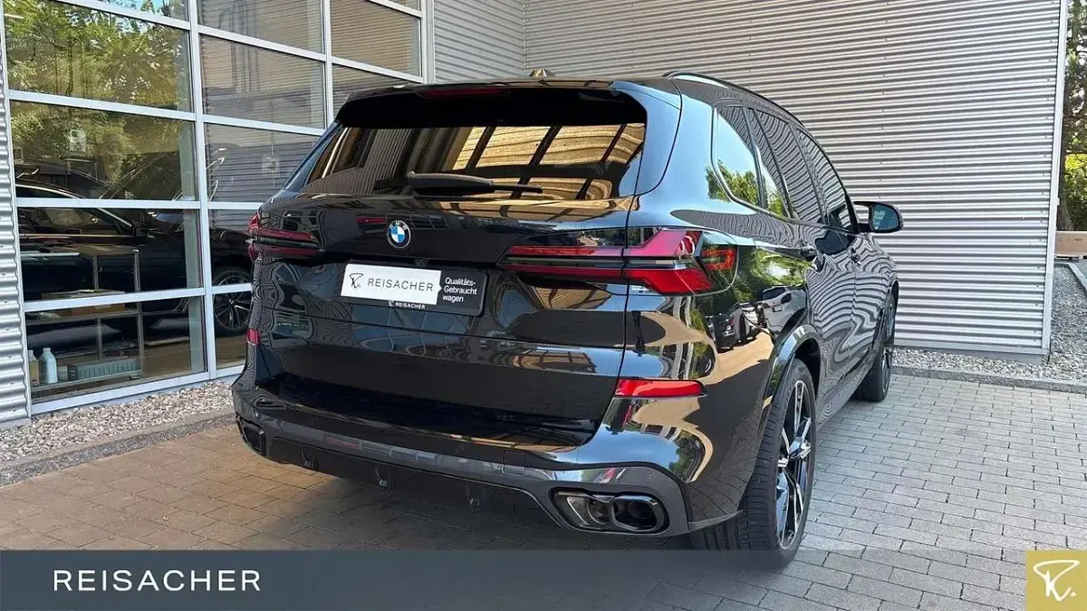 Gebraucht BMW X5 M Sport 530 PS (389 kW) 2023 Schwarz SUV