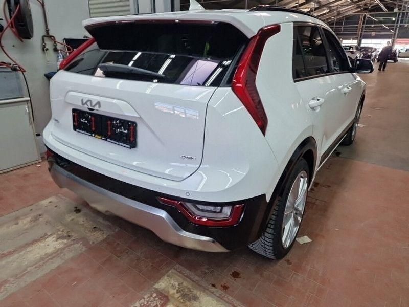 Gebraucht Kia Niro Vision 182 PS (133 kW) 2022 Weiß SUV