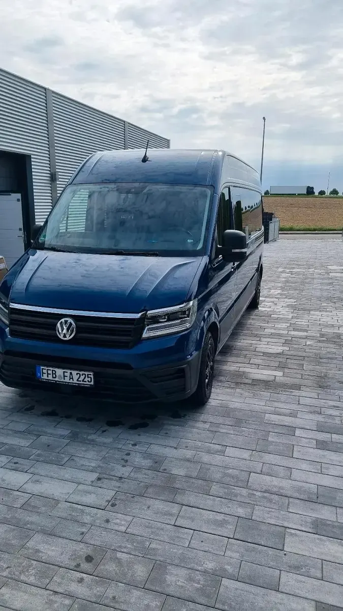 Gebraucht VW Crafter 173 PS (127 kW) 2019 Blau Van