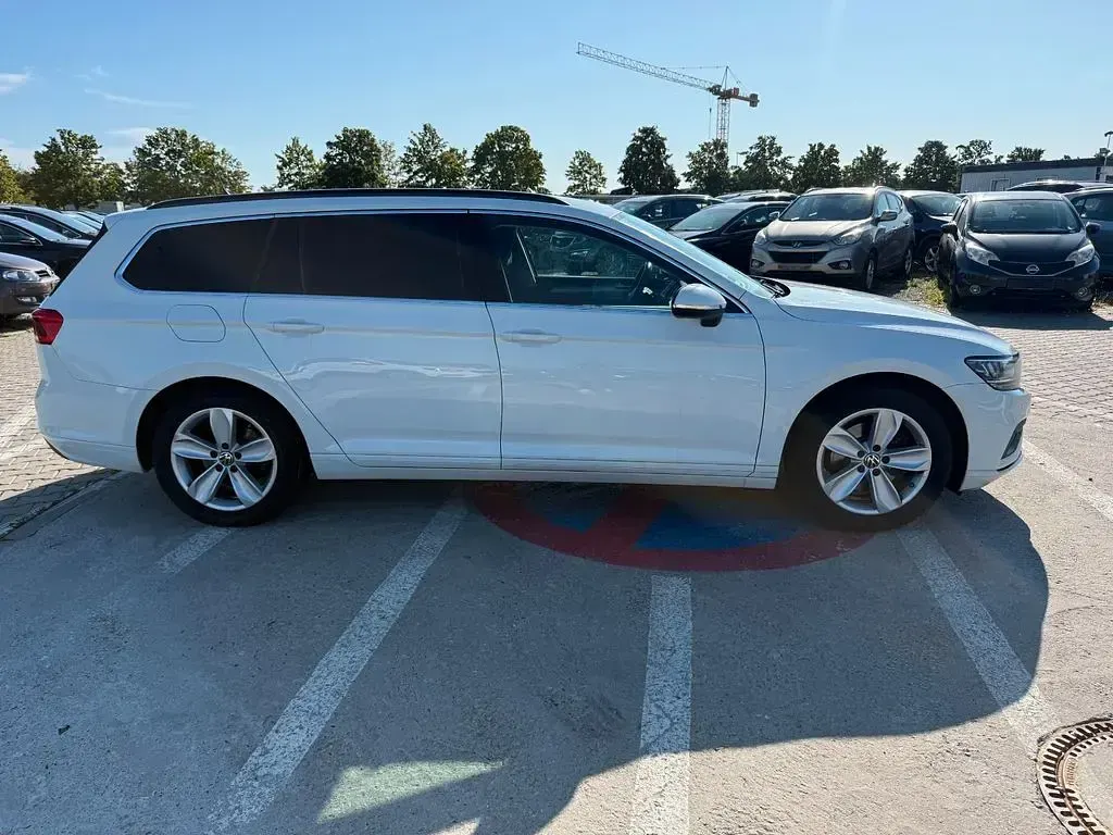 Gebraucht VW Passat Business 200 PS (147 kW) 2021 Weiß Kombi