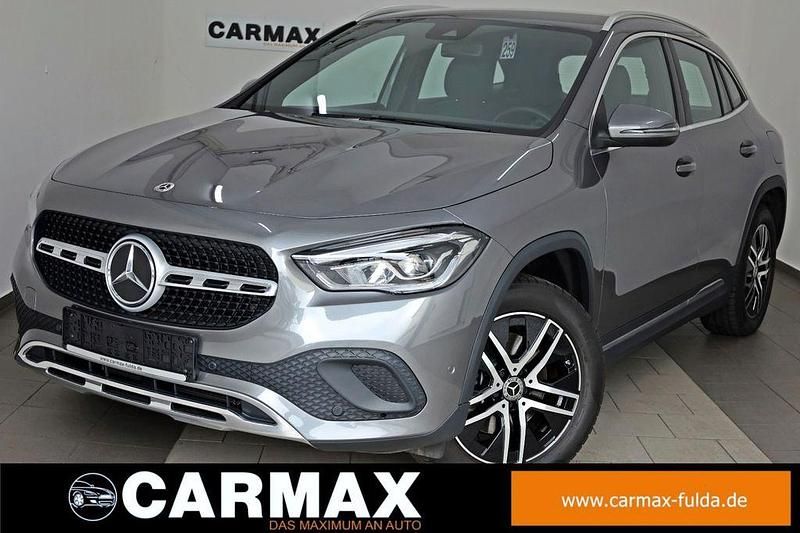 Grau Gebraucht 2023 Mercedes GLA250 Progressive SUV | 36.900 € (Guter Preis) - Bild 1/4