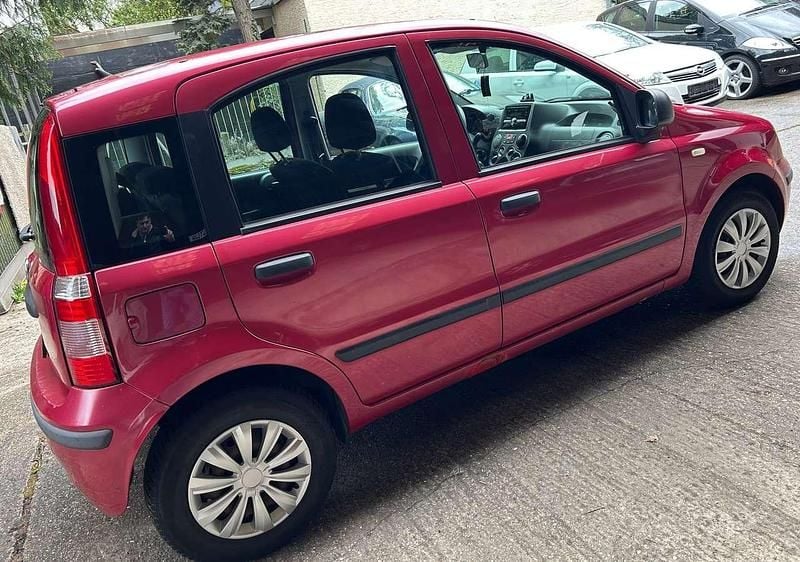 Gebraucht Fiat Panda Dynamic 69 PS (50 kW) 2011 Rot Kleinwagen