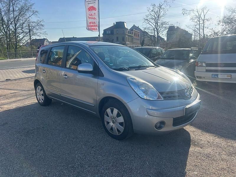 Gebraucht Nissan Note 88 PS (64 kW) 2007 Silber Kleinwagen