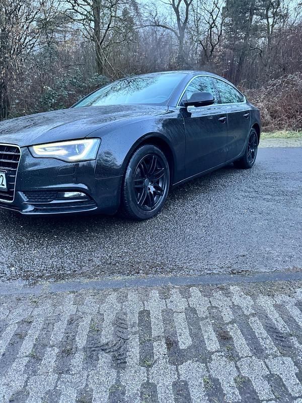 Gebraucht Audi A5 Sportback 190 PS (139 kW) 2016 Schwarz Kleinwagen