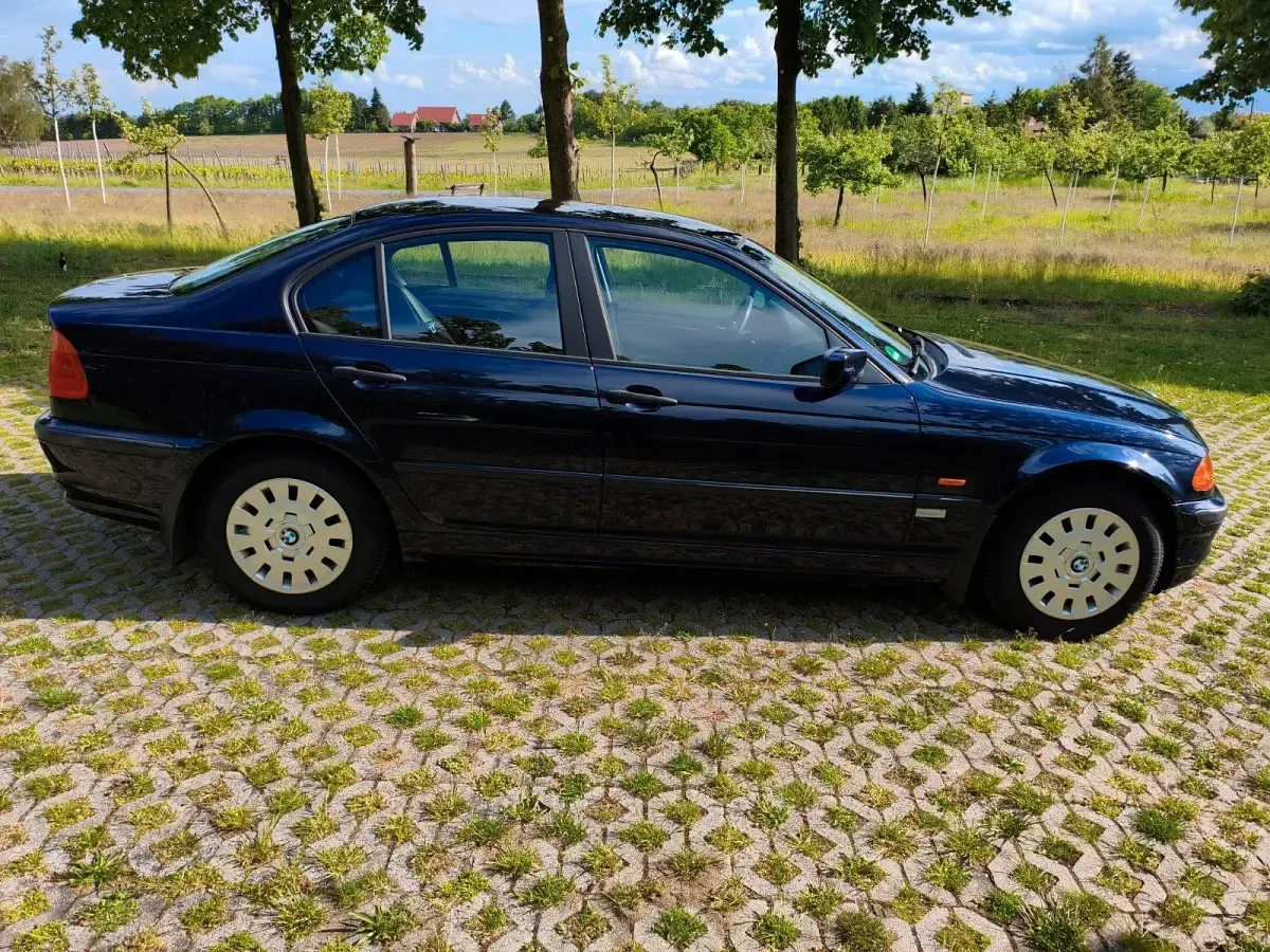 Gebraucht BMW 316 105 PS (77 kW) 2000 Blau Limousine