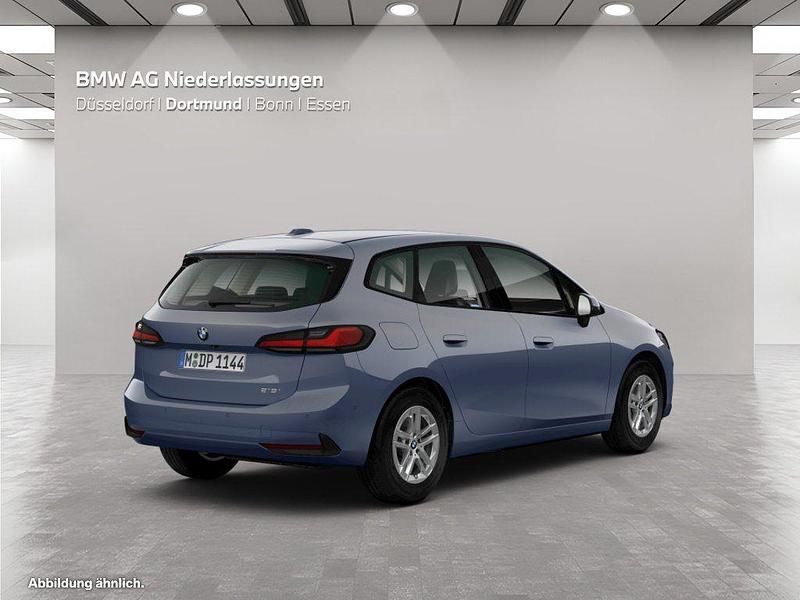 Gebraucht BMW 216 Active Tourer Luxury Line 122 PS (89 kW) 2025 Grau Van / Kleinbus
