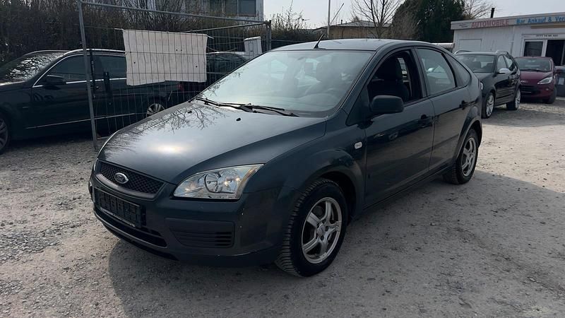 Gebraucht Ford Focus 116 PS (85 kW) 2006 Limousine