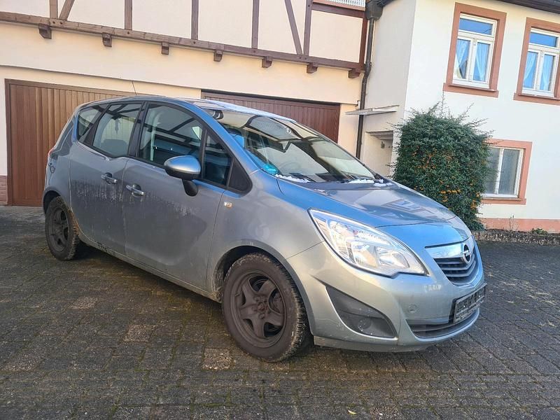 Grau Gebraucht 2010 Opel Meriva Van / Kleinbus | 1.750 € (Superpreis) - Bild 1/4