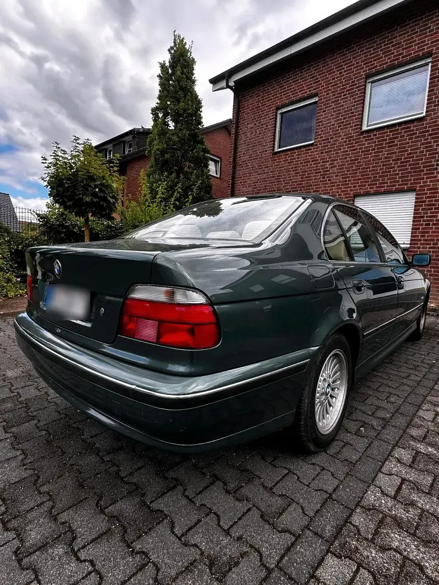Gebraucht BMW 523 170 PS (125 kW) 1998 Grün Limousine