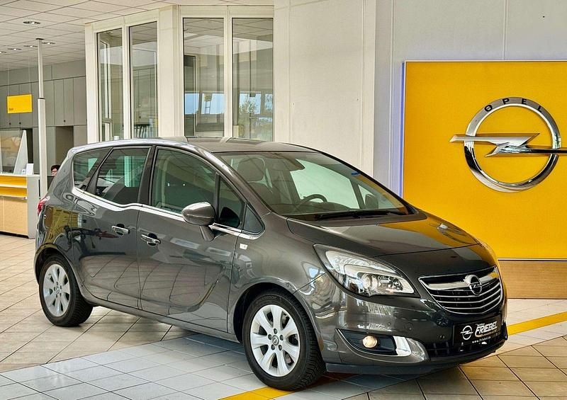 Grau Gebraucht 2017 Opel Meriva Van / Kleinbus | 12.995 € (Teuer) - Bild 1/3
