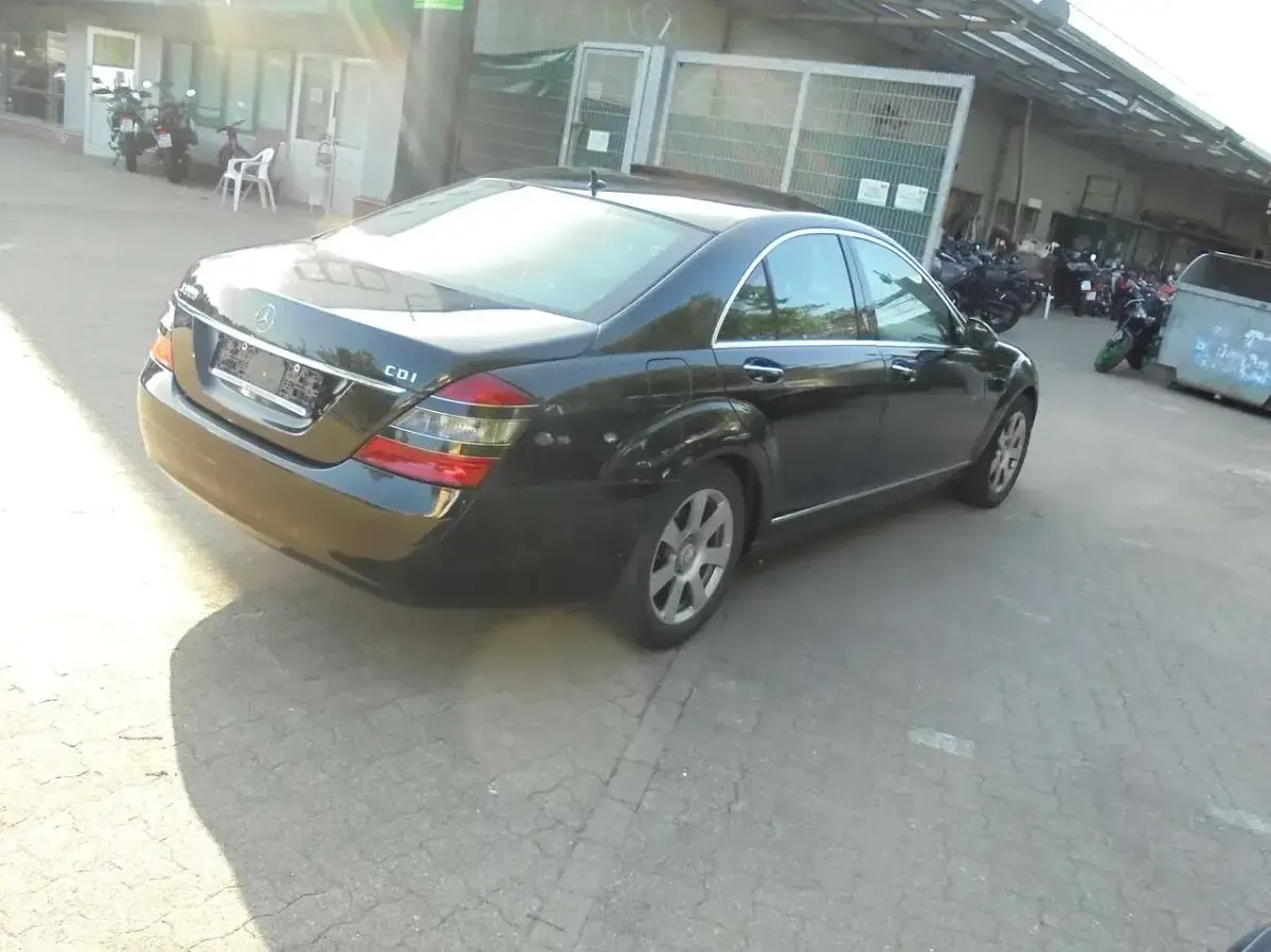 Gebraucht Mercedes S320 235 PS (172 kW) 2007 Schwarz  unilack Limousine