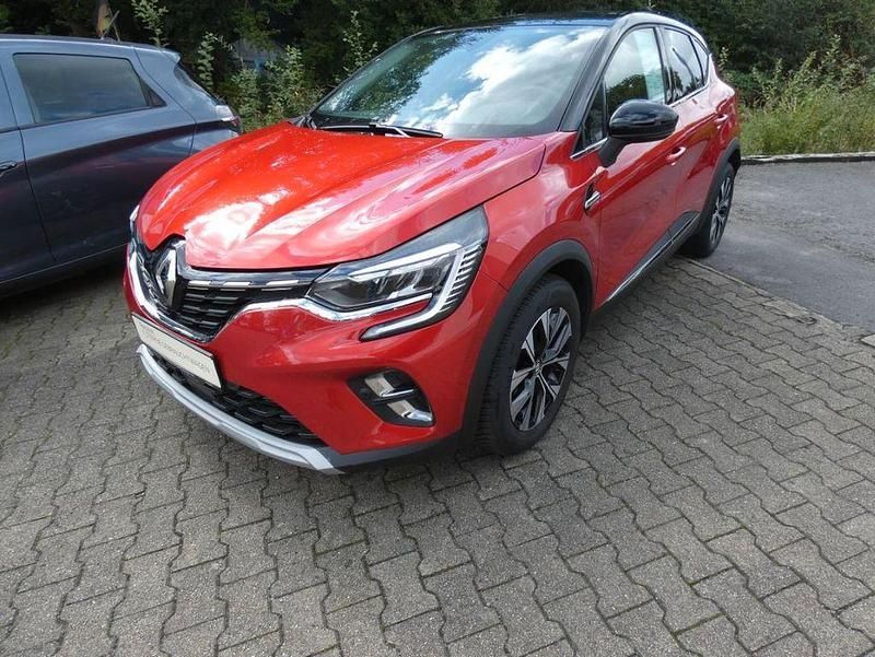 Rot Gebraucht 2024 Renault Captur Techno SUV | 22.995 € (Fairer Preis) - Bild 1/4