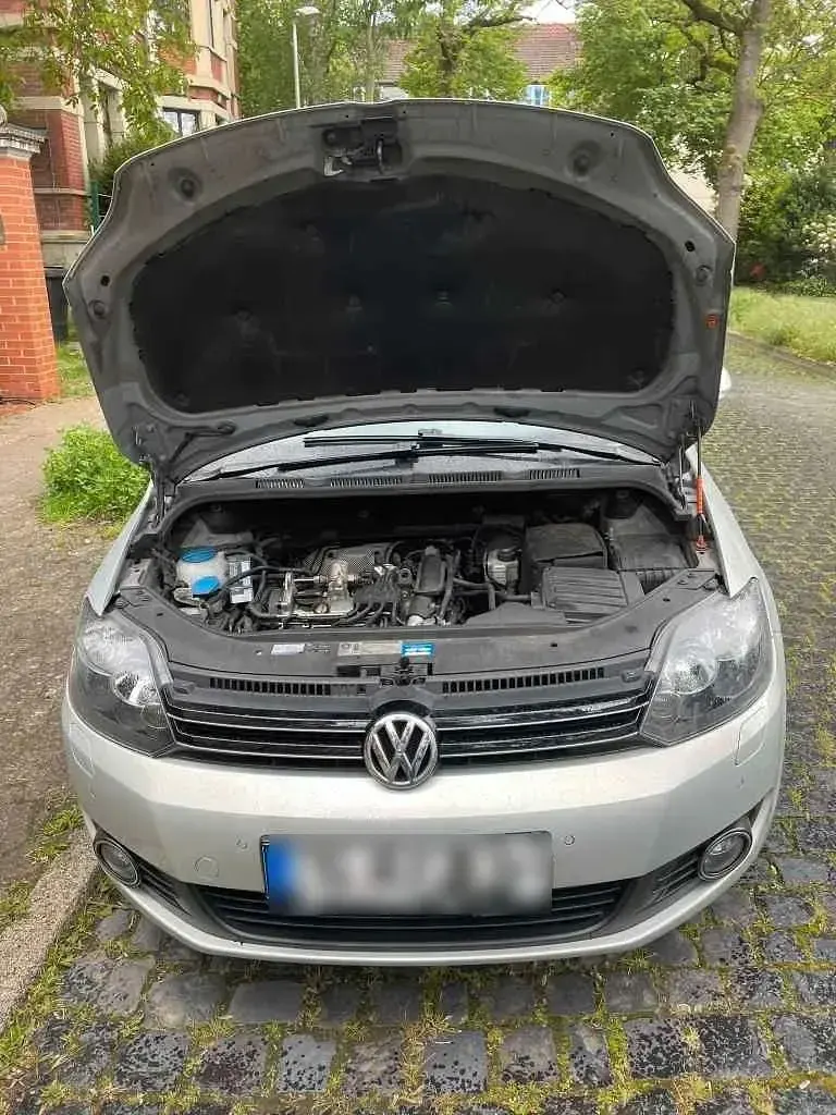 Gebraucht VW Golf Plus Cross Team 105 PS (77 kW) 2010 Silber Van / Kleinbus