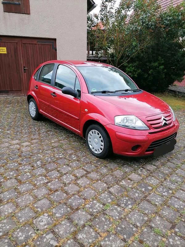 Gebraucht Citroën C3 73 PS (53 kW) 2009 Rot Kleinwagen