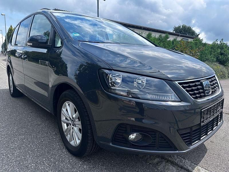 Grau Gebraucht 2019 Seat Alhambra Style Van / Kleinbus | 21.900 € (Guter Preis) - Bild 1/4
