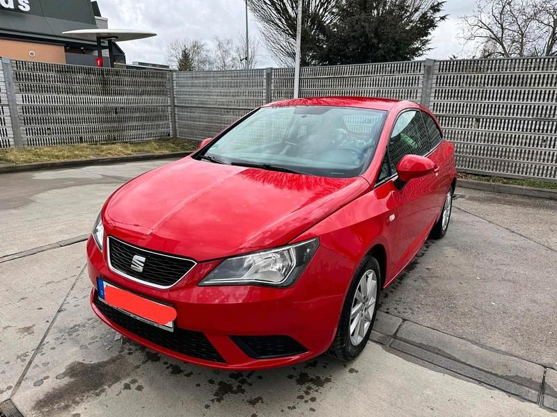 Gebraucht Seat Ibiza Style 69 PS (50 kW) 2014 Rot Kleinwagen
