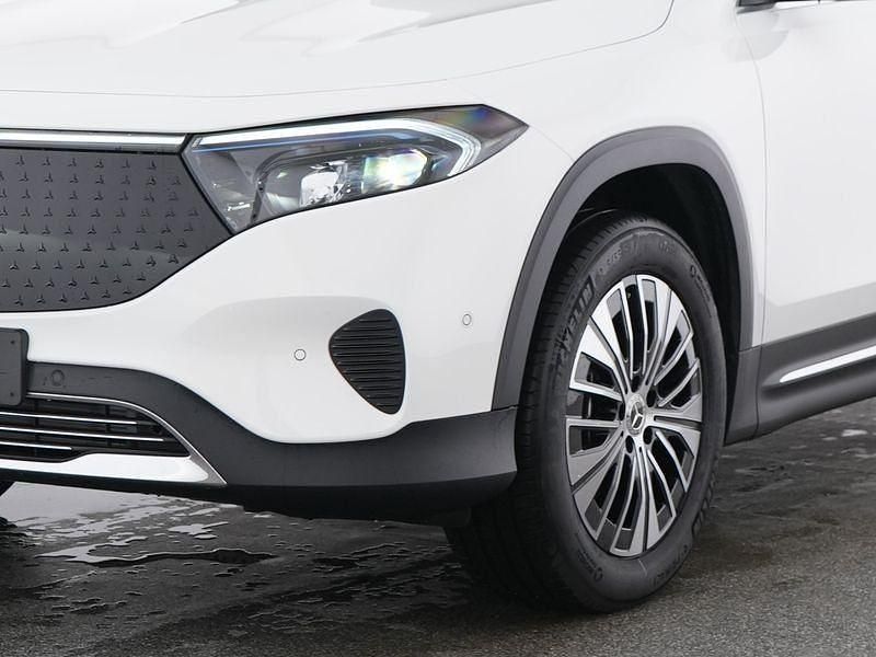 Gebraucht Mercedes EQB300 Progressive 167 kW (228 PS) 2025 Weiß SUV