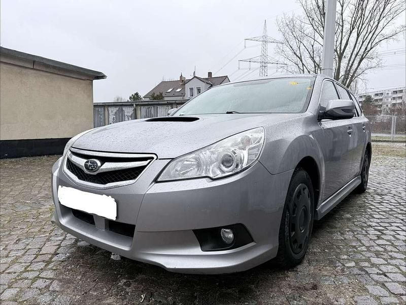 Gebraucht Subaru Legacy Trend 150 PS (110 kW) 2010 Silber Kombi