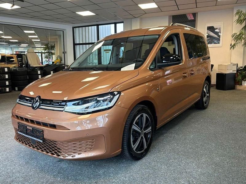Gebraucht VW Caddy Goal 122 PS (89 kW) 2025 Braun Van / Kleinbus