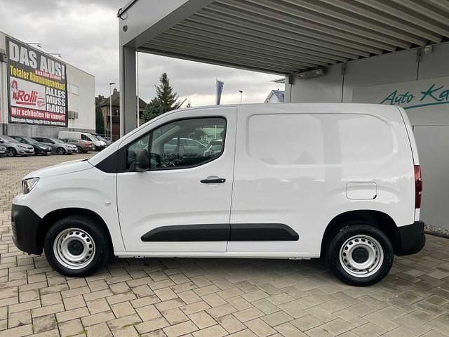 Gebraucht Peugeot Partner 102 PS (75 kW) 2023 Weiß Van / Kleinbus
