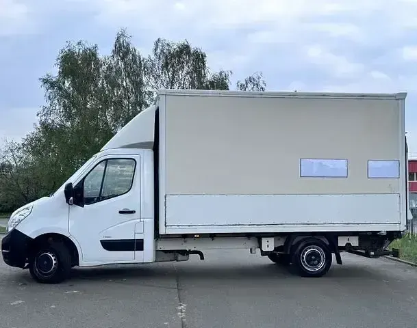 Gebraucht Opel Movano 170 PS (125 kW) 2018 Weiß Van