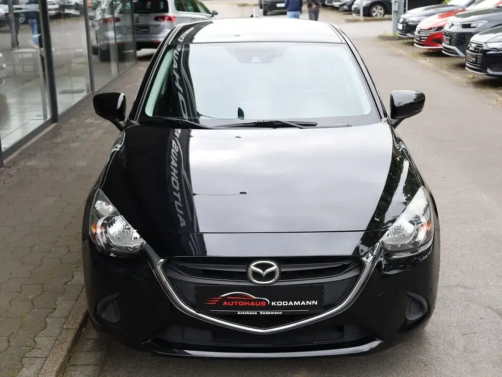 Gebraucht Mazda 2 Kizoku 90 PS (66 kW) 2017 Onyxschwarz metallic Limousine