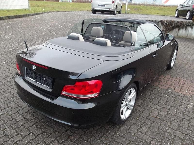 Gebraucht BMW 118 Cabriolet Efficient Dynamics 143 PS (105 kW) 2013 Schwarz Cabrio