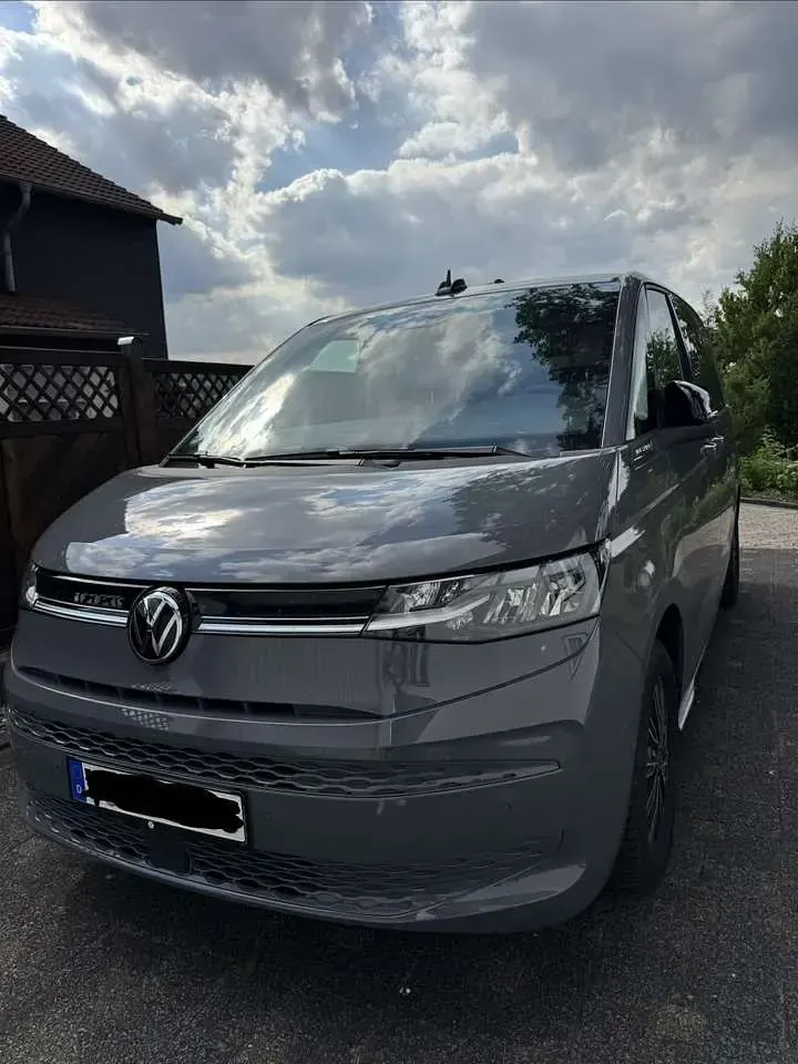 Gebraucht VW Multivan Goal 150 PS (110 kW) 2025 Van / Kleinbus