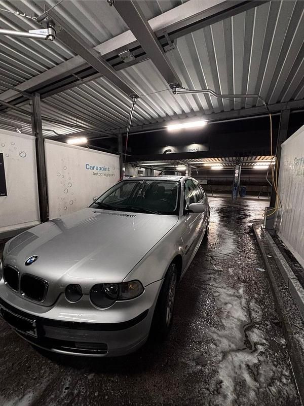 Gebraucht BMW 316 116 PS (85 kW) 2003 Silber Coupé