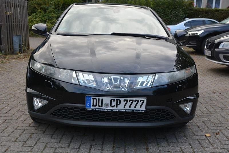 Schwarz Gebraucht 2008 Honda Civic Comfort Limousine | 6.500 € (Fairer Preis) - Bild 1/4