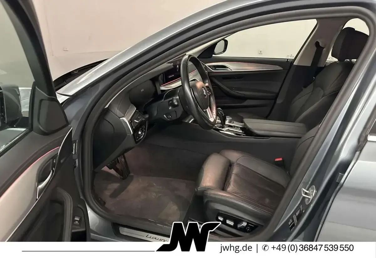 Gebraucht BMW 530 Luxury Line 286 PS (210 kW) 2021 Bluestone metallic Kombi