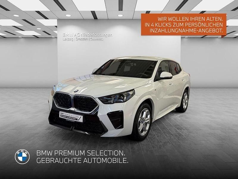 Weiß Gebraucht 2025 BMW X2 Comfort Edition SUV | 43.410 € - Bild 1/2