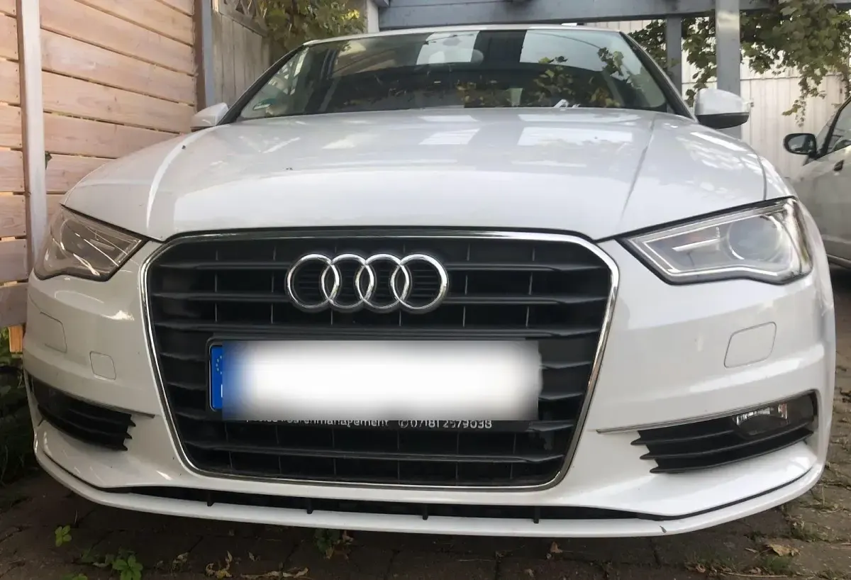 Gebraucht Audi A3 Ambiente 110 PS (80 kW) 2015 Weiß Limousine