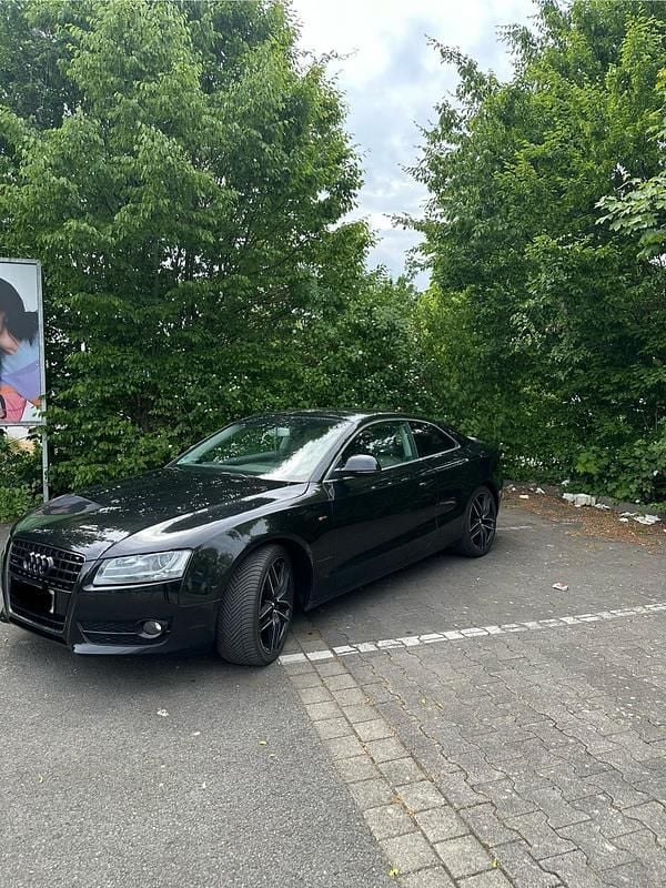 Schwarz Gebraucht 2010 Audi A5 Coupé | 5.500 € (Superpreis) - Bild 1/4