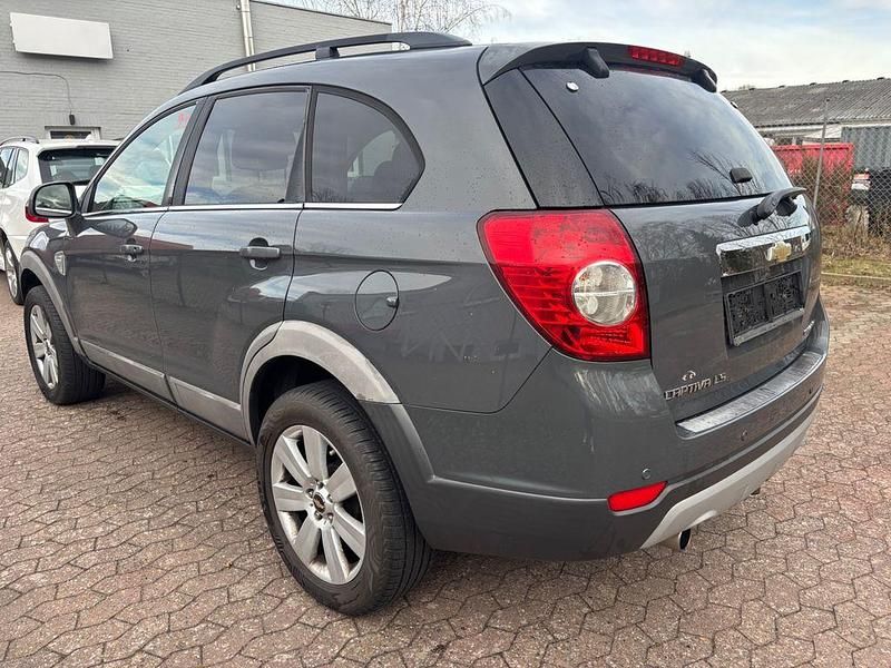 Gebraucht Chevrolet Captiva LS 150 PS (110 kW) 2010 SUV