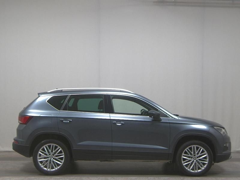 Grau Gebraucht 2018 Seat Ateca 4Drive SUV | 18.480 € (Fairer Preis) - Bild 1/4