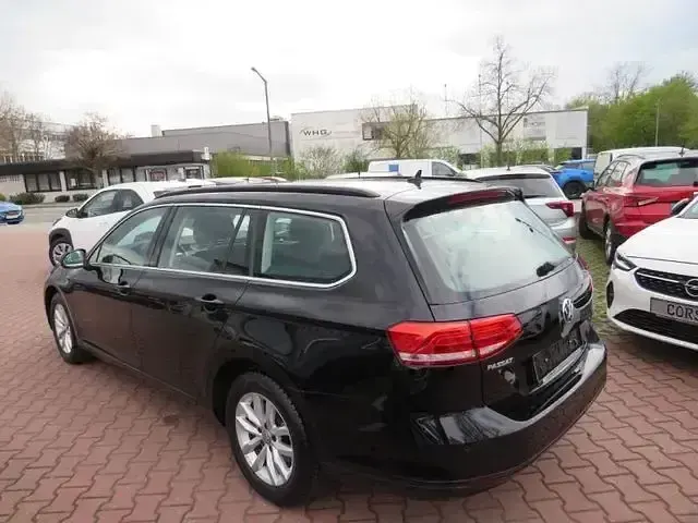 Second-hand VW Passat Comfortline 85 CP (62 kW) 2019 Andere Break