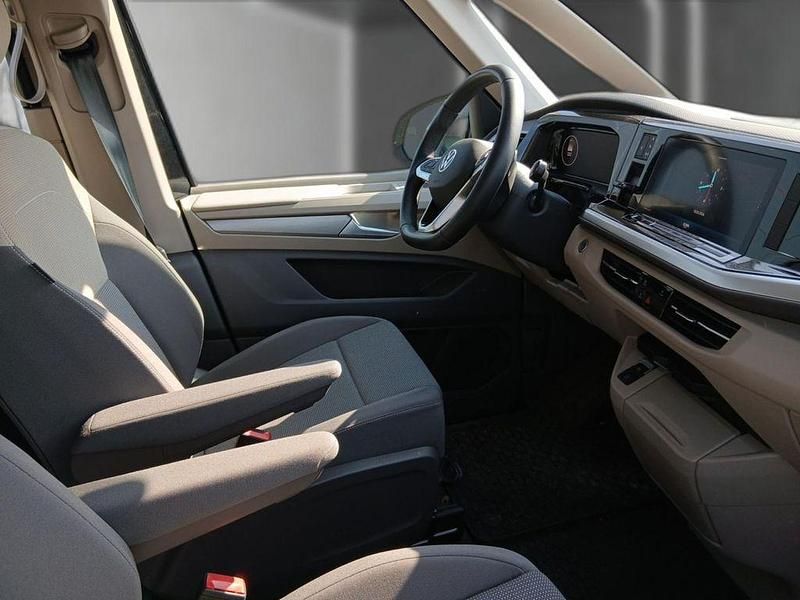 Gebraucht VW Multivan R 150 PS (110 kW) 2024 Deep black perleffekt Van