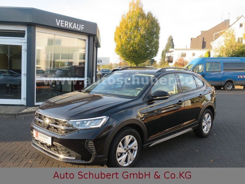 Deep black perleffekt Gebraucht 2023 VW Taigo Life SUV | 20.450 € (Fairer Preis) - Bild 1/4