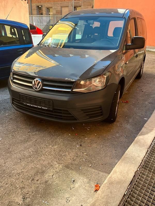 Grau Gebraucht 2017 VW Caddy Van / Kleinbus | 11.000 € (Superpreis) - Bild 1/4