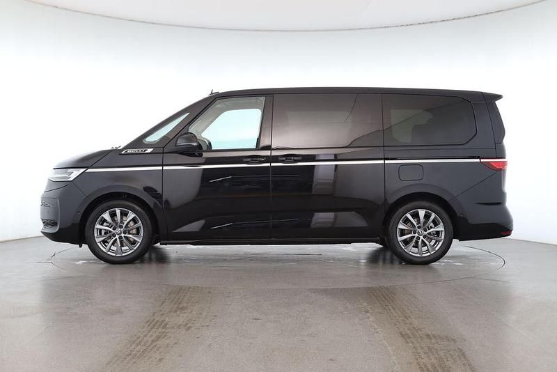 Neu VW Multivan Style 150 PS (110 kW) 2025 Schwarz Van